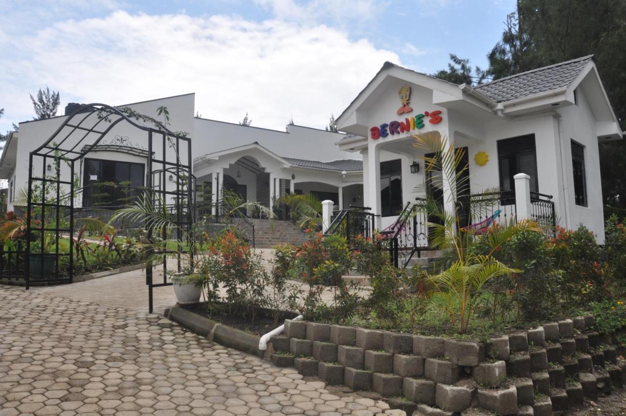 Home Bliss Hotel- Fort Portal Uganda מראה חיצוני תמונה