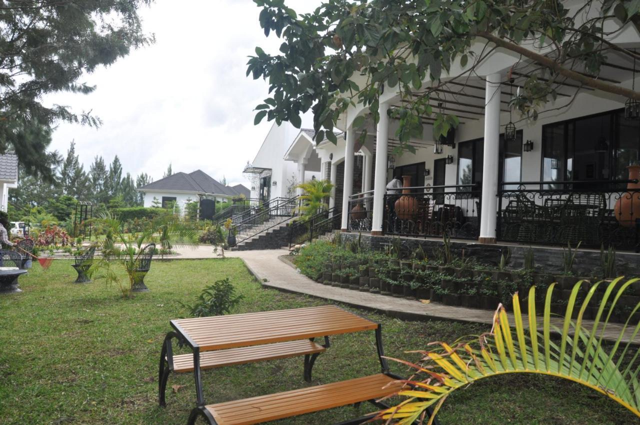 Home Bliss Hotel- Fort Portal Uganda מראה חיצוני תמונה